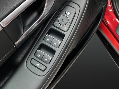 Used 2023 Hyundai Sonata Limited FWD image 22