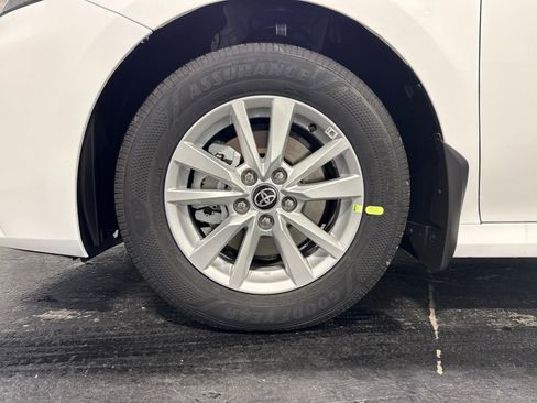 New 2026 Toyota Camry LE AWD/4WD image 6