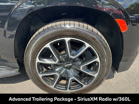 Used 2023 Chevrolet Suburban RST w/ Luxury Package AWD/4WD image 15