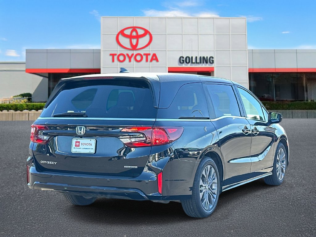 Used 2025 Honda Odyssey Touring image 5