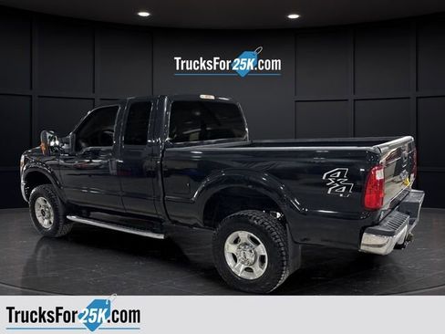 Used 2015 Ford F250 XLT w/ XLT Interior Package image 3