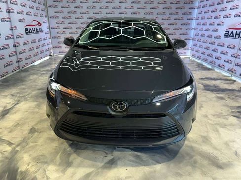 Used 2026 Toyota Corolla LE image 3