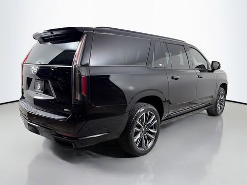 Used 2022 Cadillac Escalade ESV Sport w/ Touring Package AWD/4WD image 5