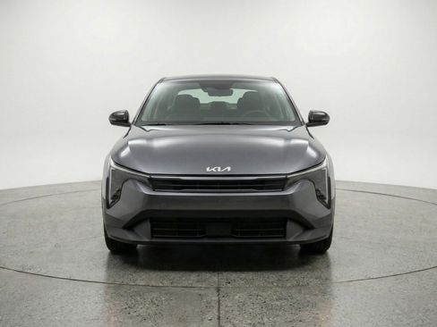 Used 2025 Kia K4 FWD image 2