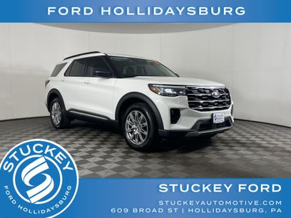 Used 2025 Ford Explorer Active