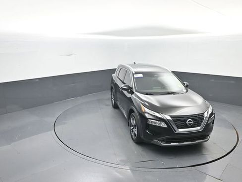 Used 2023 Nissan Rogue SL AWD/4WD image 25