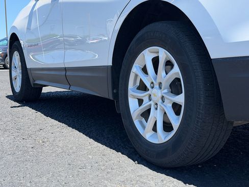Used 2018 Chevrolet Equinox LT FWD image 7
