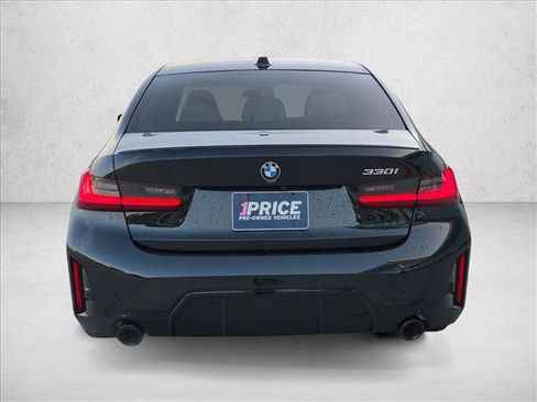 Used 2023 BMW 330i Sedan w/ M Sport Package RWD image 6