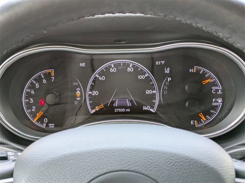 Used 2021 Jeep Grand Cherokee Limited w/ Luxury Group II image 40