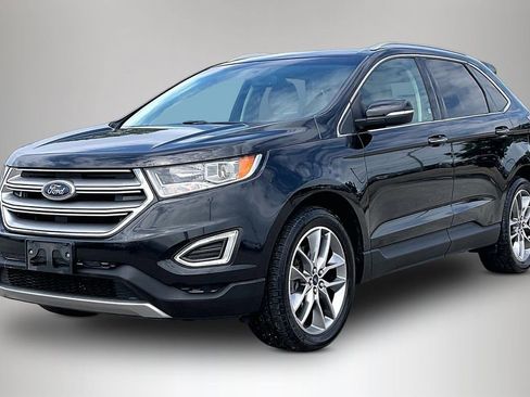 Used 2015 Ford Edge Titanium w/ Technology Package FWD image 2
