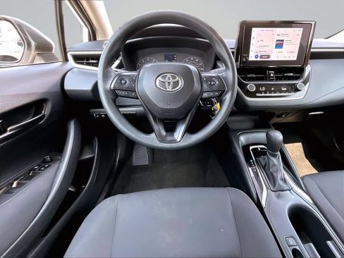 Used 2023 Toyota Corolla LE FWD image 10