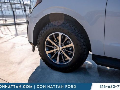 Used 2021 Ford Expedition XLT AWD/4WD image 33