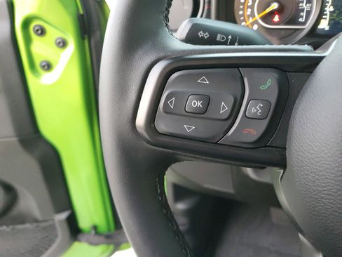 Certified 2025 Jeep Wrangler Unlimited Rubicon image 30