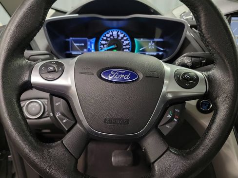 Used 2015 Ford C-MAX Energi SEL w/ Equipment Group 303A FWD image 25