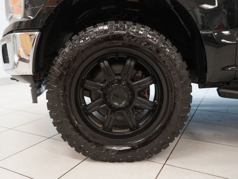 Used 2018 Ford F150 XLT w/ Trailer Tow Package image 15