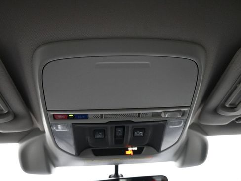 Used 2021 Subaru Forester Limited image 17