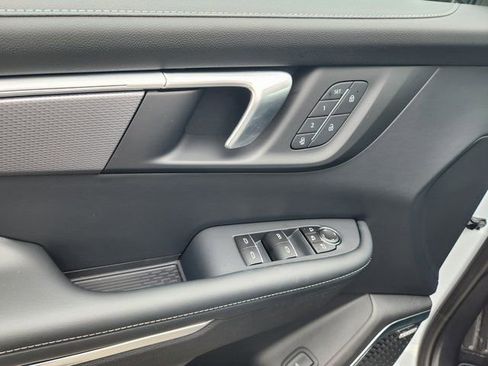 New 2026 Buick Enclave Sport Touring w/ Power Package AWD/4WD image 12