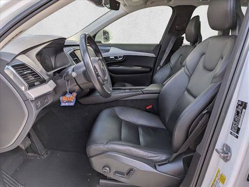 Used 2021 Volvo XC90 T5 Momentum w/ Advanced Package AWD/4WD image 13