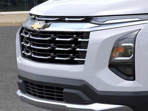 New 2027 Chevrolet Equinox LT w/ Convenience Package II FWD image 13
