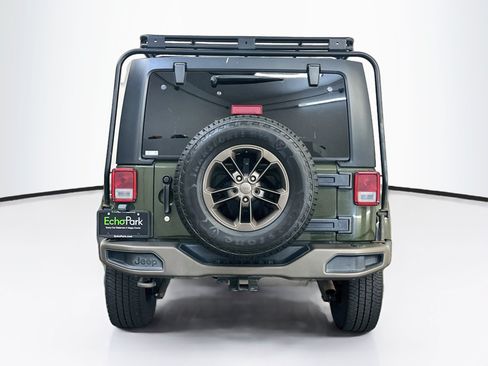 Used 2016 Jeep Wrangler Unlimited Sahara AWD/4WD image 7