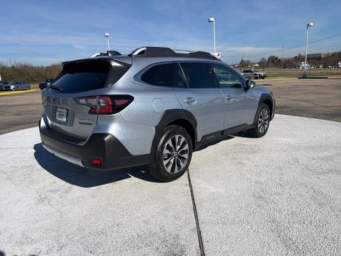 Certified 2025 Subaru Outback Touring XT image 7