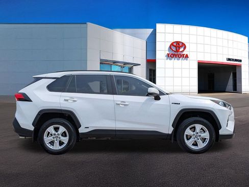 Used 2021 Toyota RAV4 XLE w/ Convenience Package AWD/4WD image 8