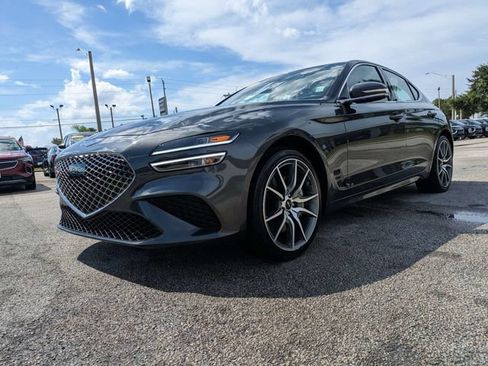 Used 2025 Genesis G70 2.5T RWD image 8