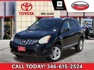 Used 2013 Nissan Rogue SV video 1