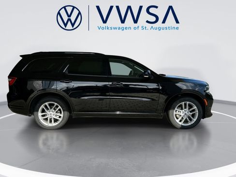 Used 2024 Dodge Durango GT RWD image 9