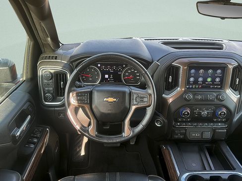 Used 2021 Chevrolet Silverado 3500 High Country AWD/4WD image 10