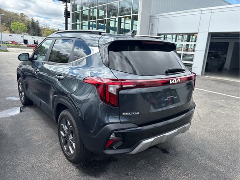 Used 2024 Kia Seltos S image 6