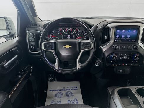Used 2020 Chevrolet Silverado 1500 LT w/ Convenience Package AWD/4WD image 20