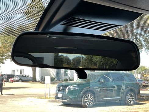 New 2025 Nissan Altima 2.5 SR w/ SR Premium Package image 27