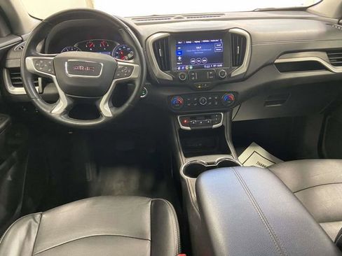 Used 2023 GMC Terrain SLT image 8