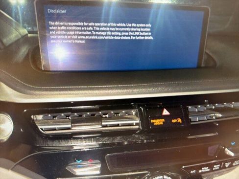 Used 2022 Acura MDX SH-AWD w/ Technology Package image 9