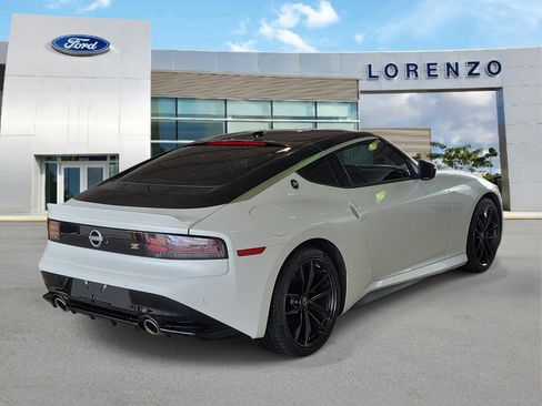 Used 2024 Nissan Z Performance w/ Floor Mat Package RWD image 5