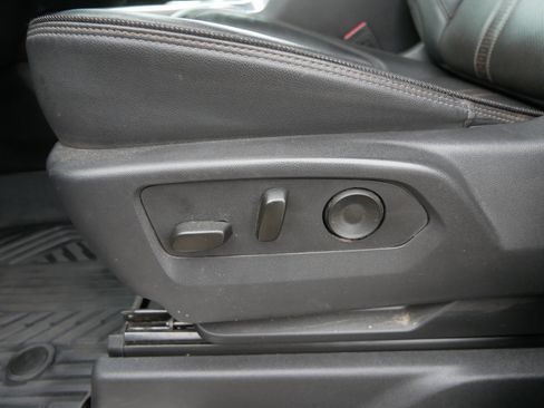 Used 2025 Chevrolet Silverado 3500 High Country w/ Technology Package image 28