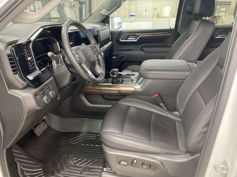 Used 2024 Chevrolet Silverado 1500 RST w/ RST All Star Premium Package image 33