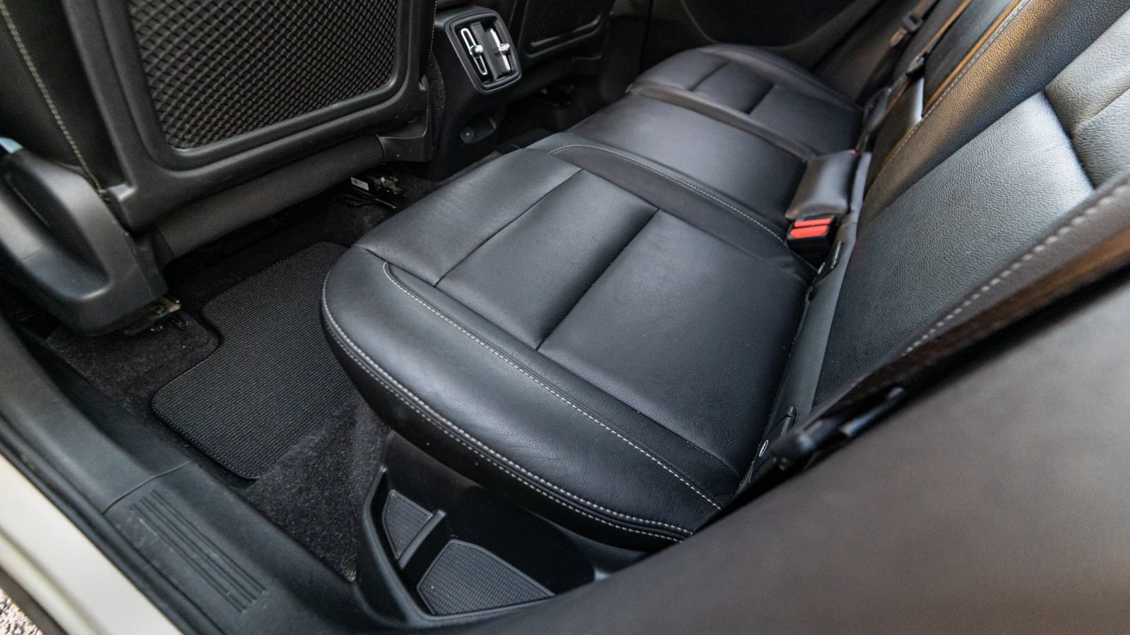 Used 2019 Volvo XC40 T5 Inscription AWD/4WD image 26