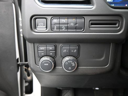 Used 2023 Chevrolet Tahoe Premier image 14