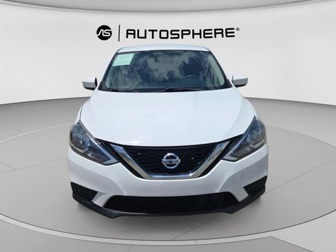 Used 2019 Nissan Sentra S FWD image 2