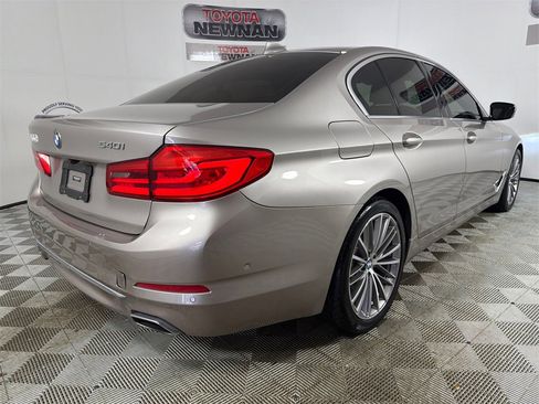 Used 2019 BMW 540i image 5