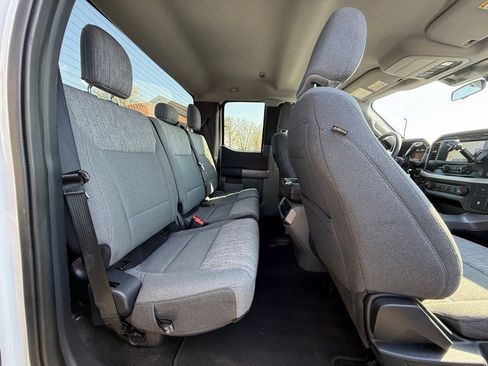 Used 2021 Ford F150 XLT AWD/4WD image 24