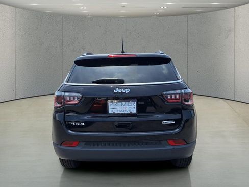 Used 2022 Jeep Compass Latitude w/ Convenience Group AWD/4WD image 6