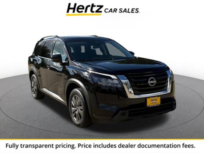 Used 2025 Nissan Pathfinder SV
