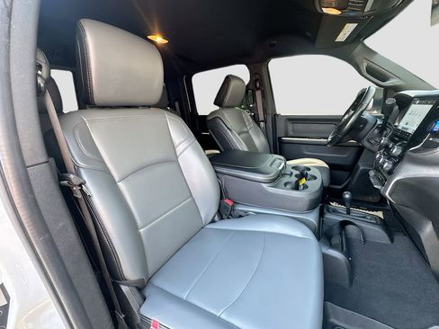 Used 2022 RAM 2500 Tradesman AWD/4WD image 21