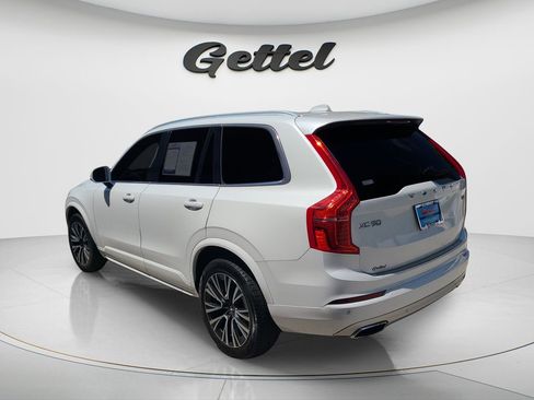 Used 2020 Volvo XC90 T5 Momentum w/ Protection Package Premier FWD image 7