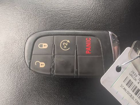 Used 2020 Jeep Compass Limited AWD/4WD image 18