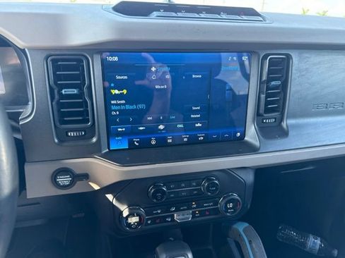 Used 2024 Ford Bronco Wildtrak AWD/4WD image 7