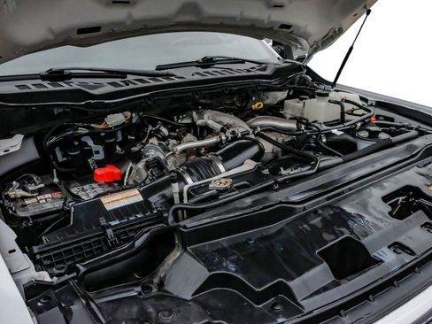 Used 2024 Ford F350 Lariat image 51